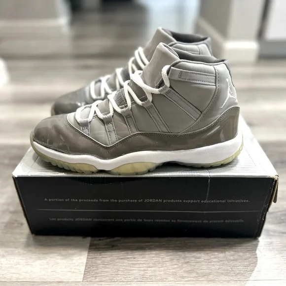 Jordan | Shoes | Nike 200 Air Jordan 1 Xi Og Cool Grey Retro  display picture 3